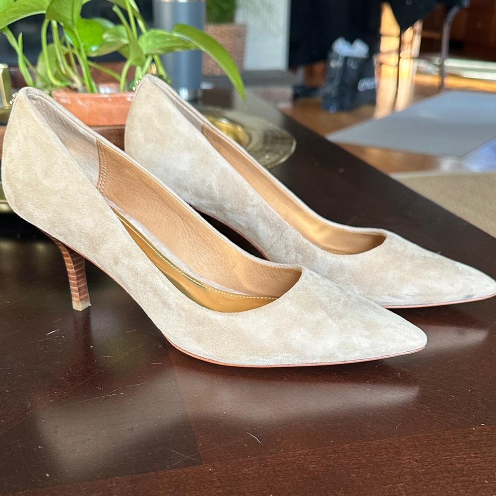Coach Suede Pumps 7.5 - Picture 2 of 11